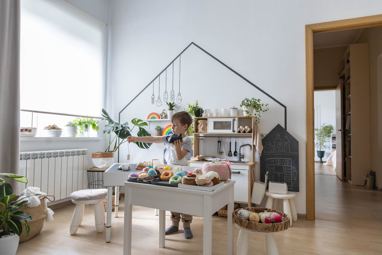 What is Montessori? An honest guide for parents who keep hearing the word