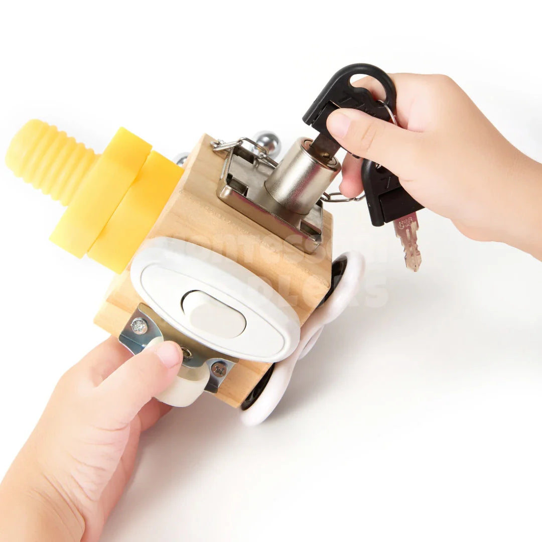 Toddlers Busy Cube