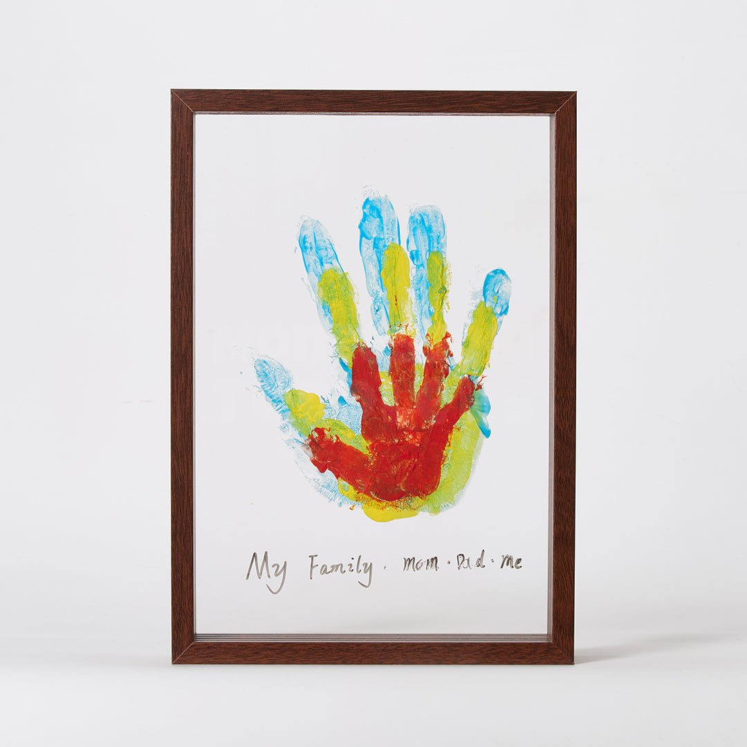 Handprint frames: why parents are capturing tiny hands (and how to get the perfect print)