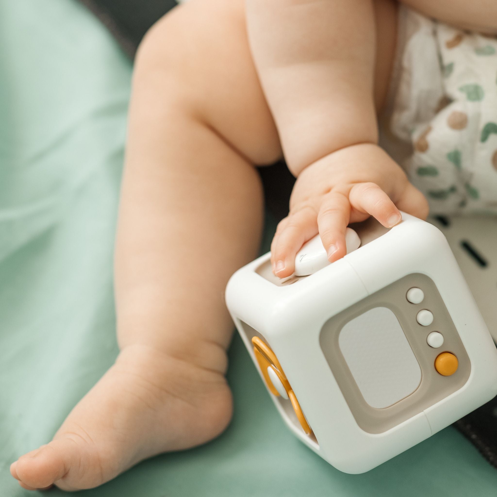 Toddlers 6-in-1 Activity Cube